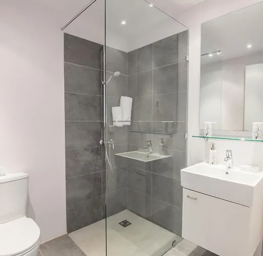 Minimal Sea View Maisonette בית נופש