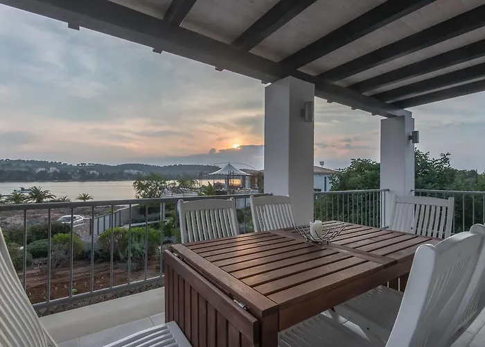 度假居 Minimal Sea View Maisonette